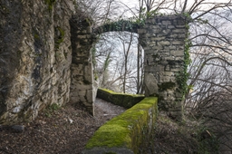 porta di travaina torno